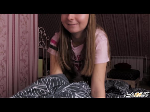 ❤️ Blondie तिच्या BFF ला खोलवर चोखते आणि तिच्या तोंडात कम येते ️❌ गुदद्वारासंबंधीचा व्हिडिओ mr.xxxifuck.ru वर